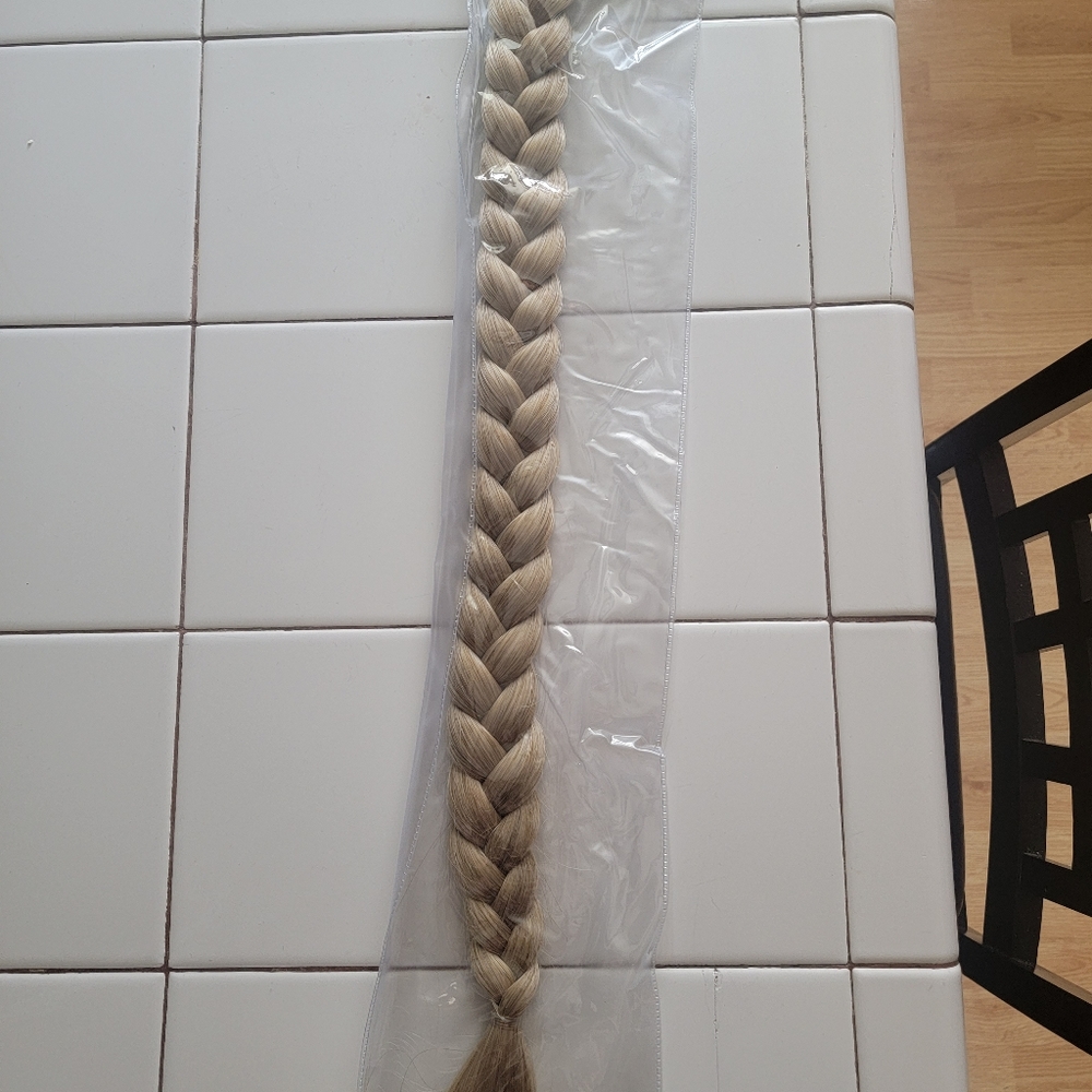 Ponytail extention - Picture 3 of 4